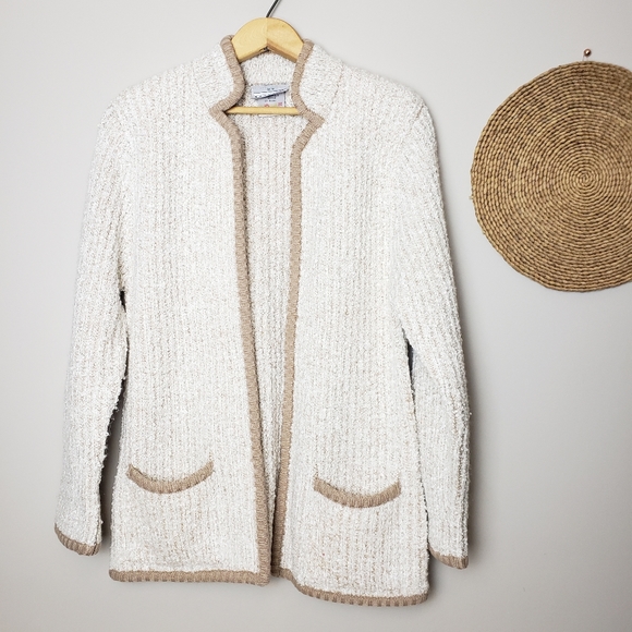 Vintage Sweaters - Vintage Light Cream Textured Cardigan